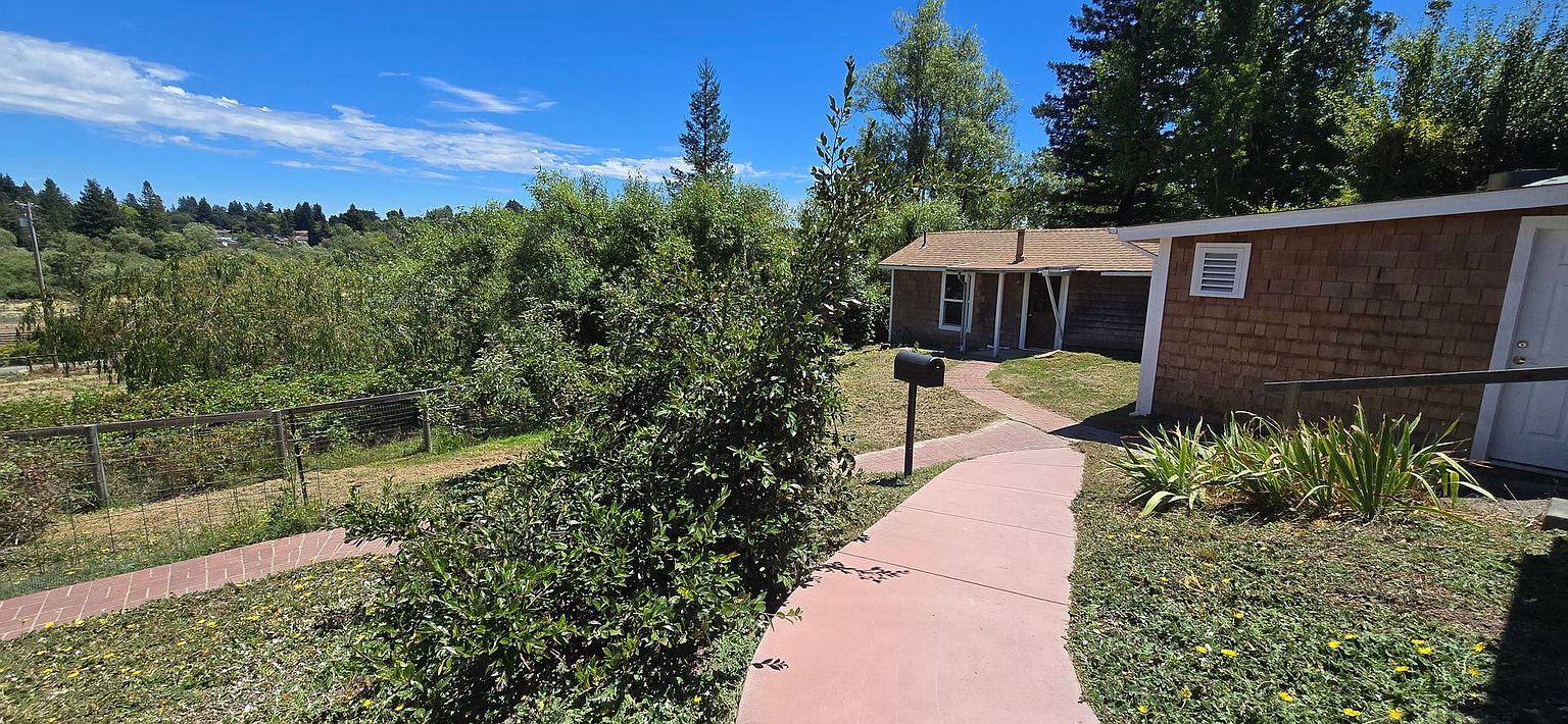 105 Watertrough Rd Sebastopol, CA 95472 photo 4