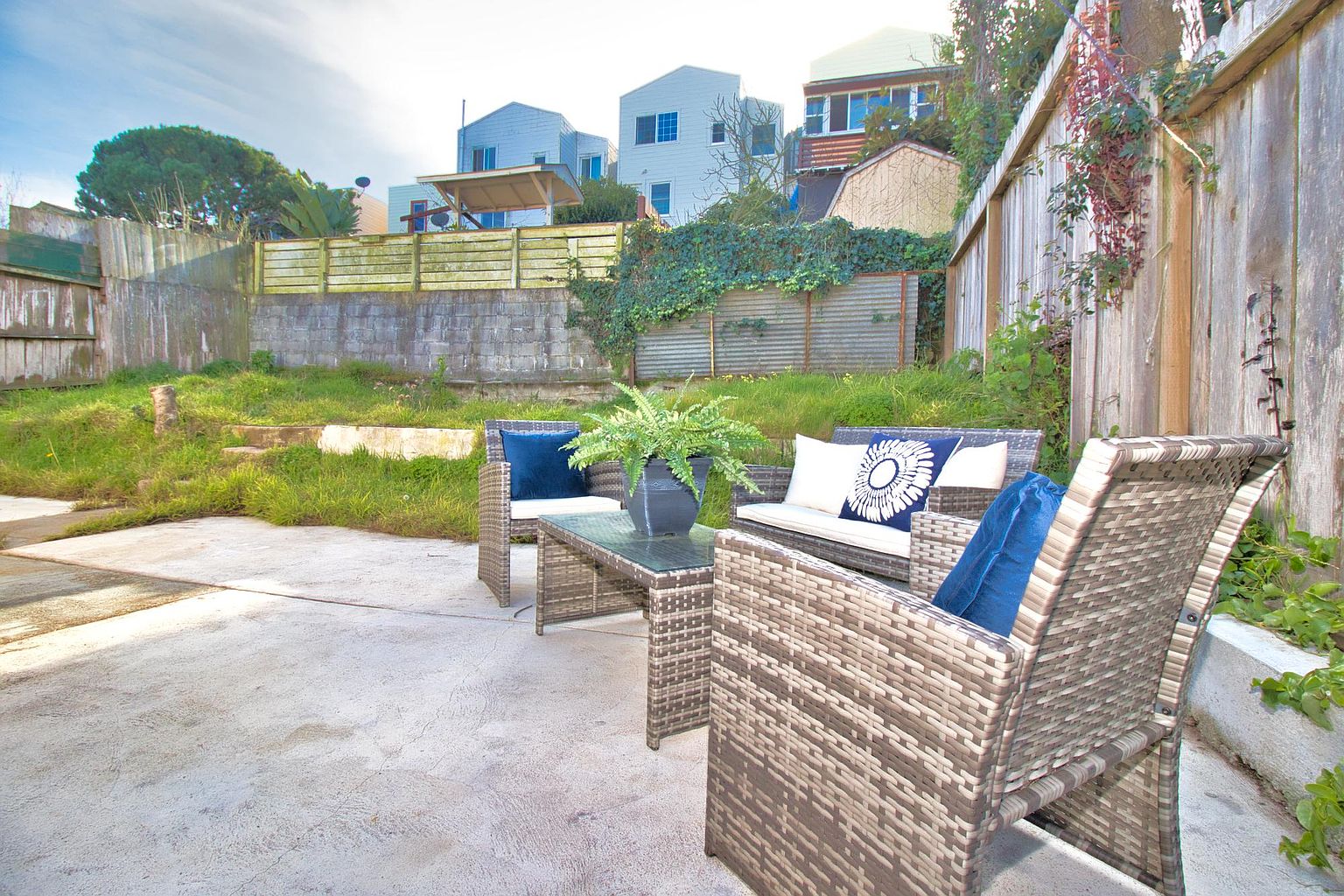 163 Flournoy St photo 3