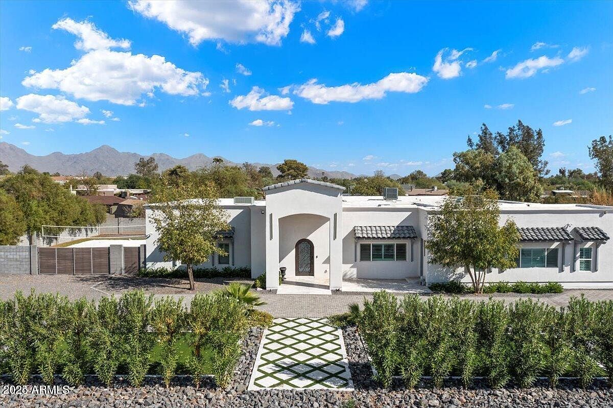13613 North 76th Street, Scottsdale, AZ 85260 photo 5