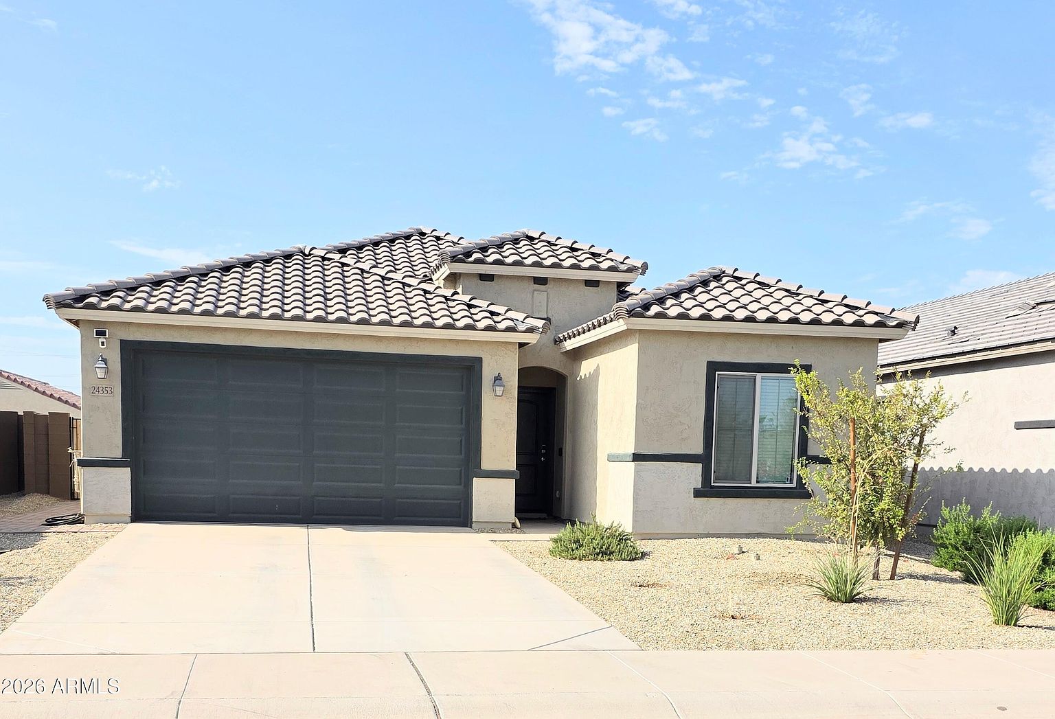 24353 W Concorda Dr photo 2