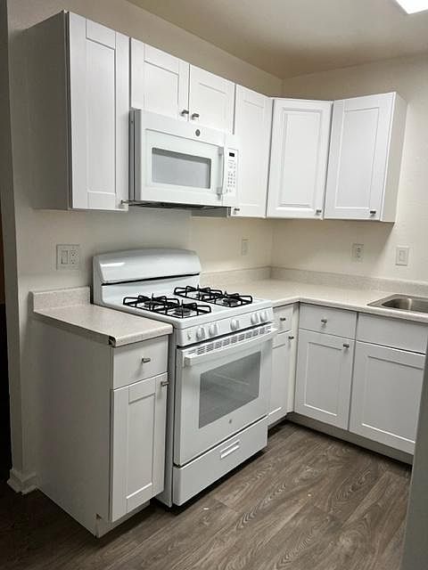 5051 Orange Ave photo 3