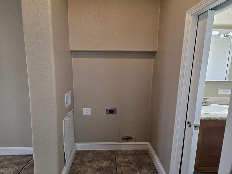 342 S 40th St Lot 71 photo 5