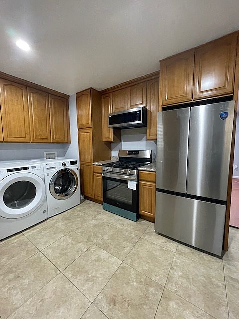 2754 79th Ave photo 4