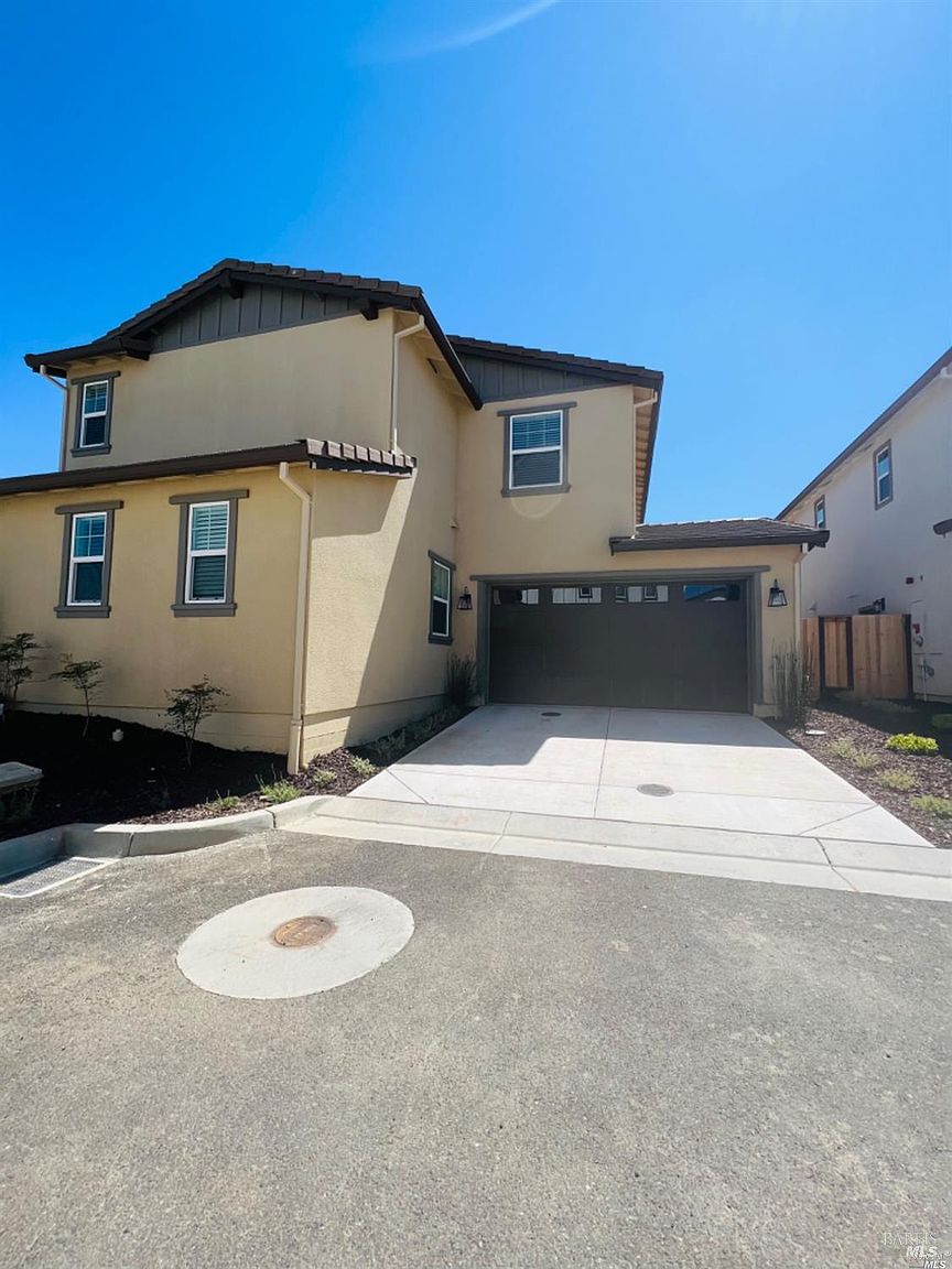 2451 Lake Club Dr Fairfield, CA 94533 photo 3