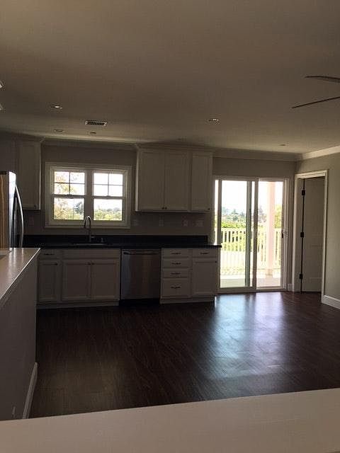 878 Normandy Rd photo 5