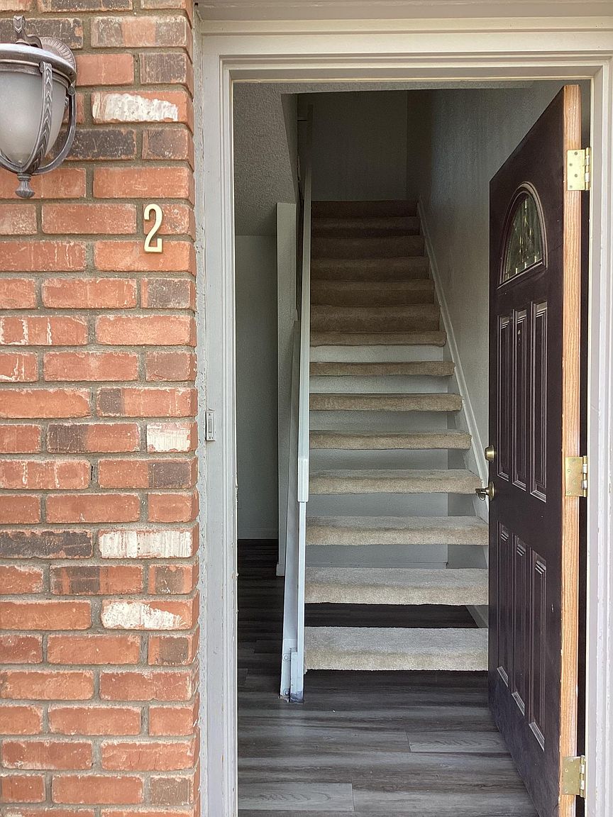 6254 E Greenway Cir #2 & 4 photo 4