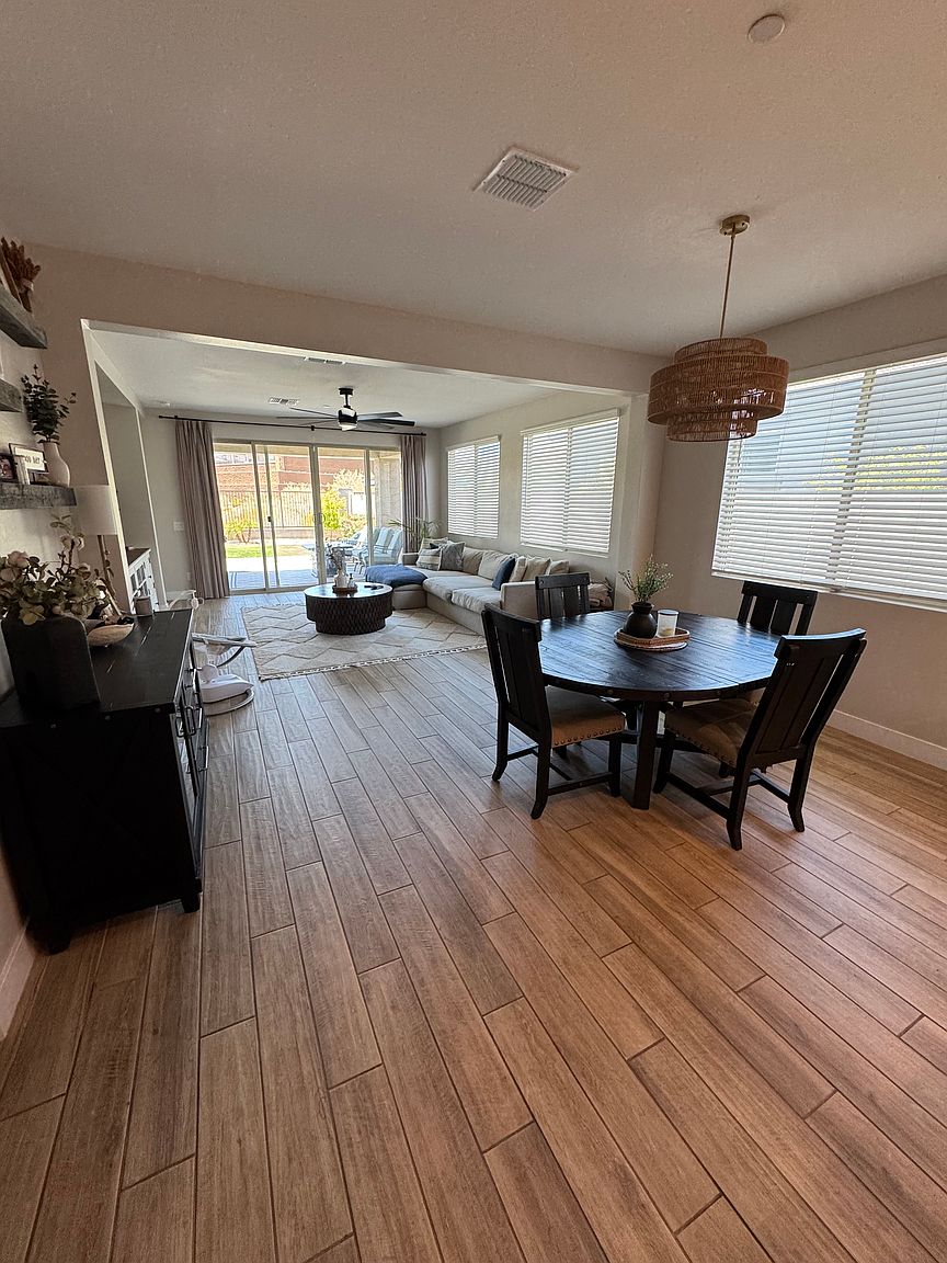 28662 N 133rd Ln photo 4