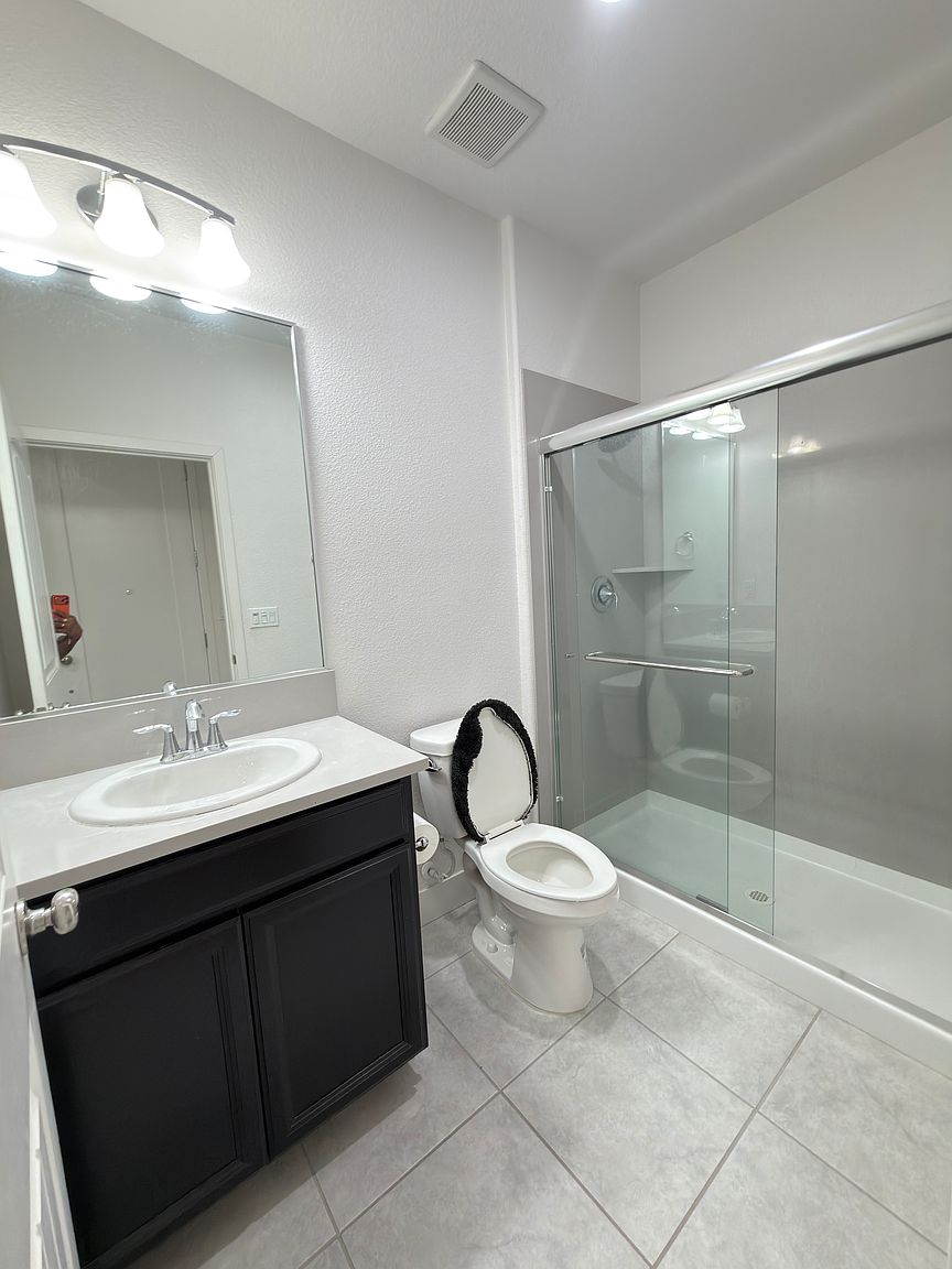 74 W Phenizy Ave photo 3