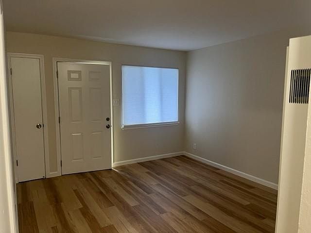 17 Mildred Ave photo 2