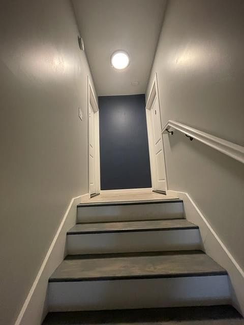 2815 Filbert St photo 3