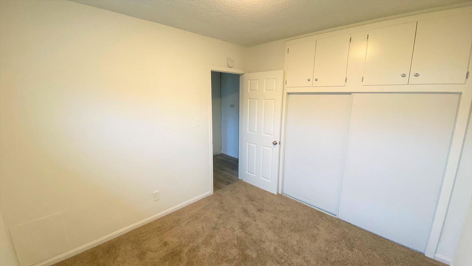 1030 N Cuyamaca St N photo 4