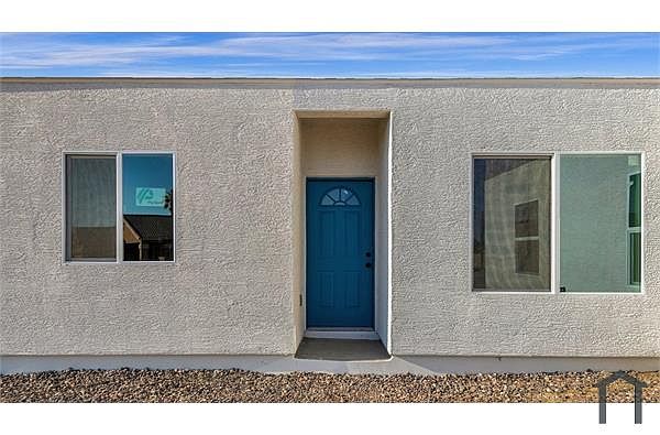 220 4th Ave E photo 5