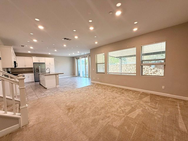 10110 Hercules Way photo 3