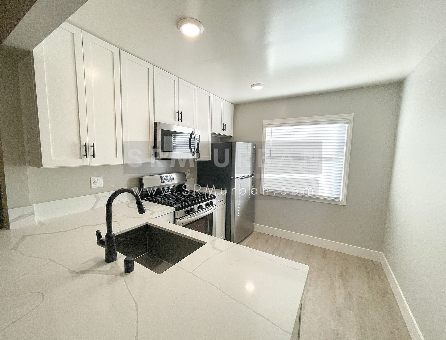4280 Campus Ave photo 4