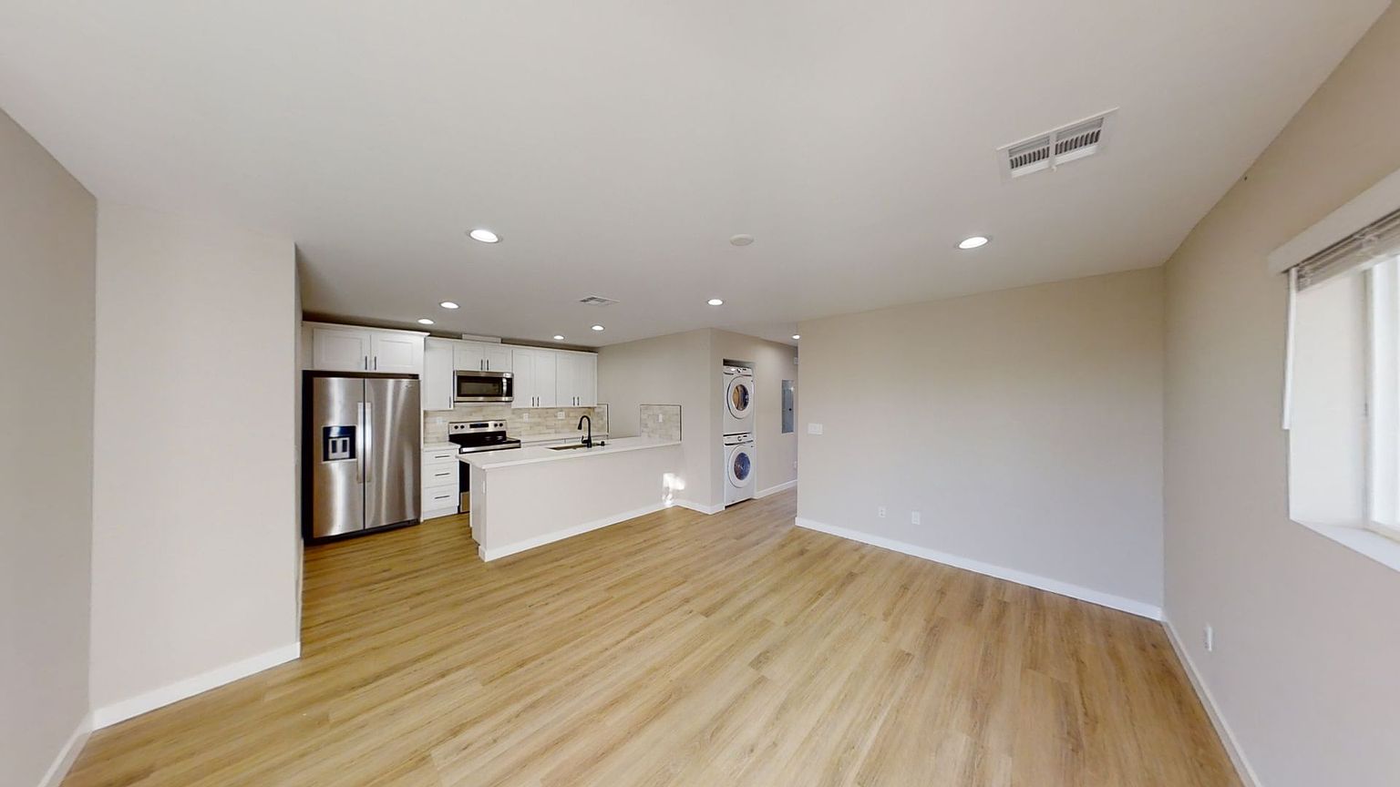 5484 Dorothy Dr photo 5