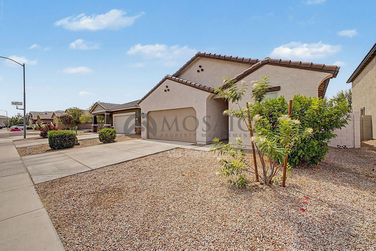 9553 W Agora Ln Tolleson, AZ 85353 photo 5