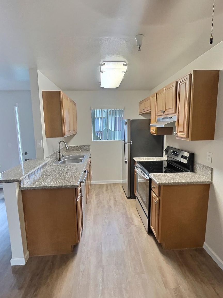 2878 El Cajon Blvd photo 3