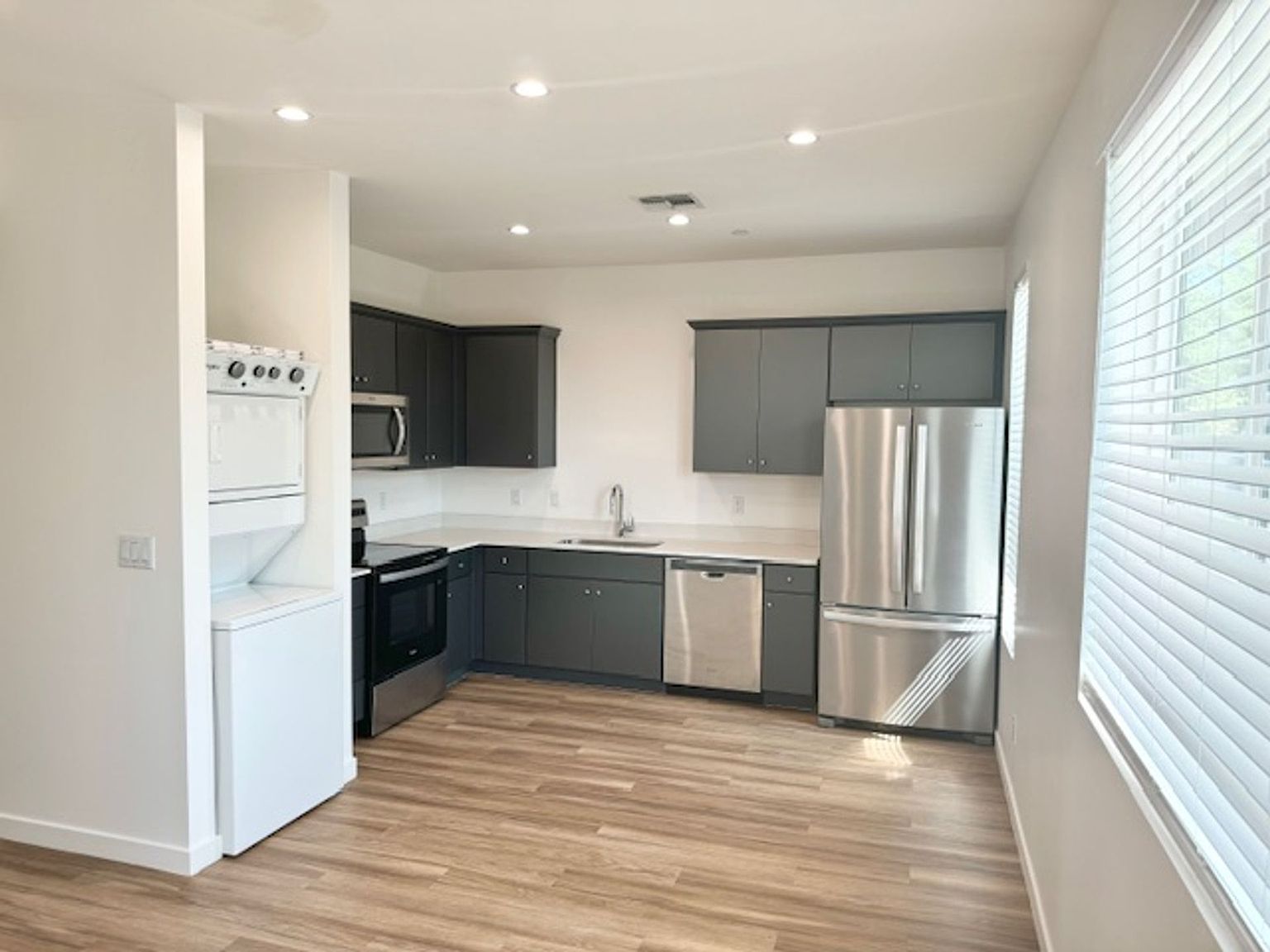 2950 N 29th Pl Phoenix, AZ 85016 photo 5