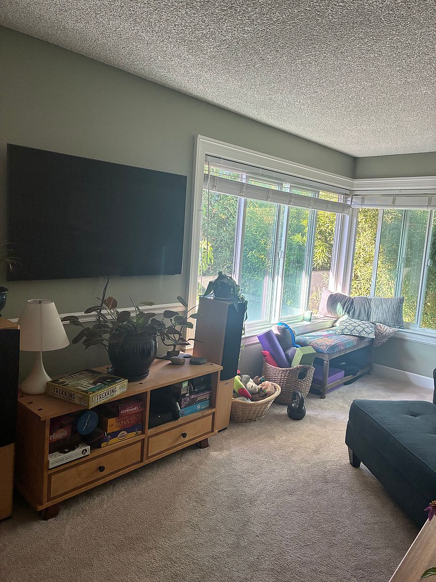 110 Pine St photo 5