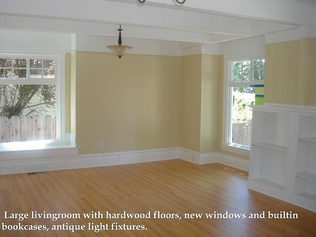130 Market St photo 3