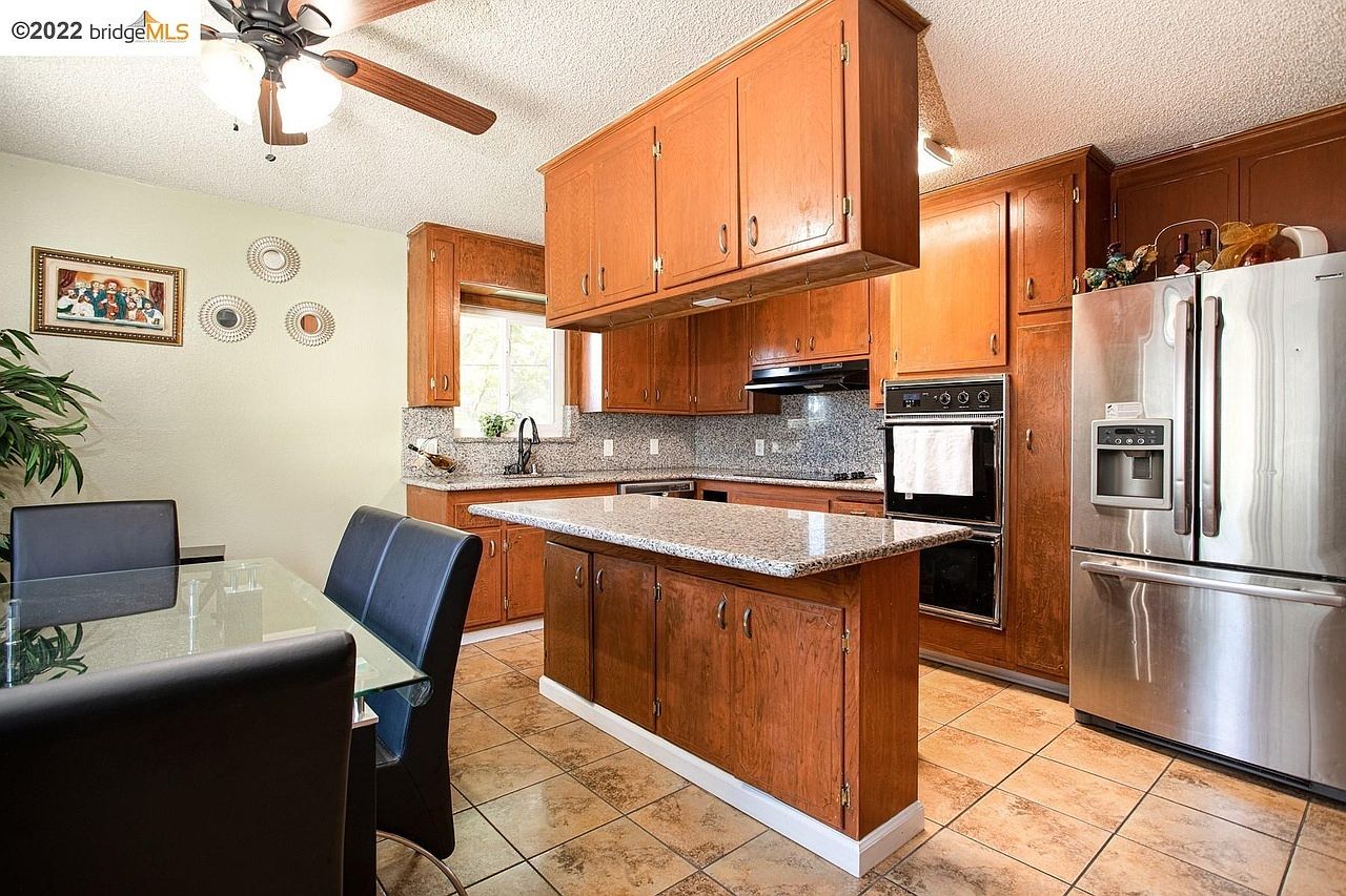 3785 Buell St photo 4