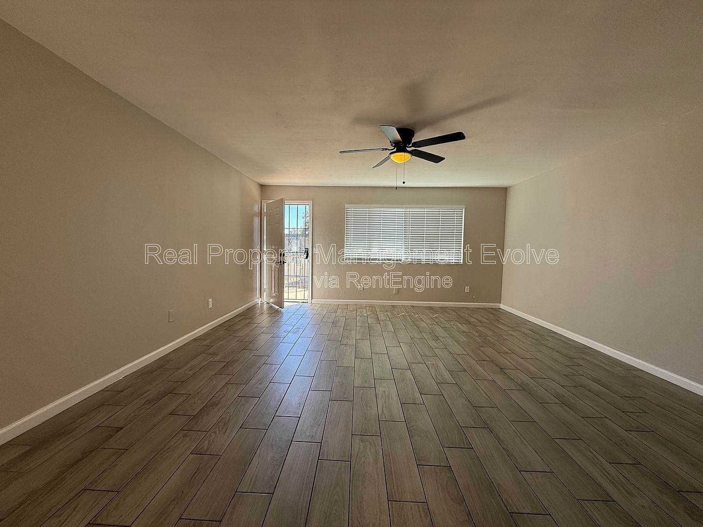 3302 W Loma Ln Phoenix, AZ 85051 photo 5