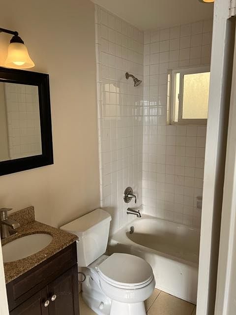 3379 Mission Blvd photo 3