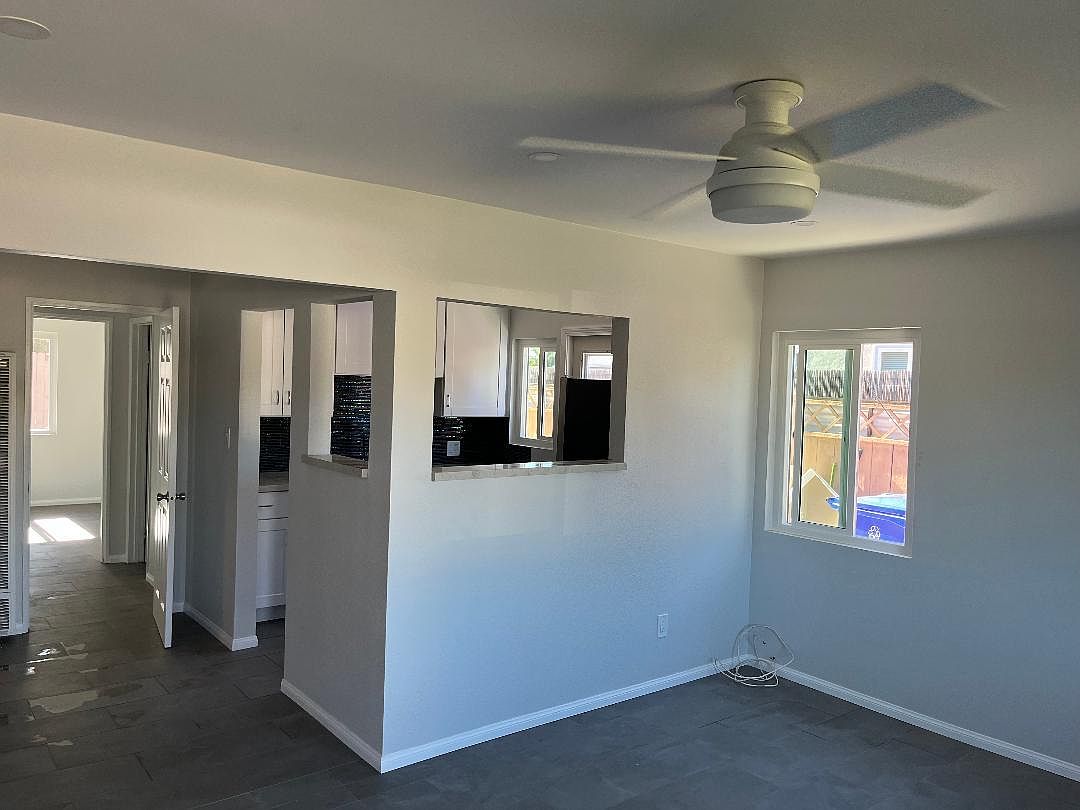 3161 Luna Ave photo 2