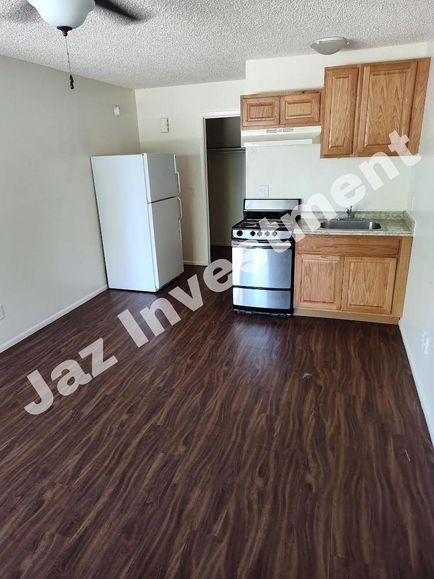 616 N San Marcos Dr photo 2