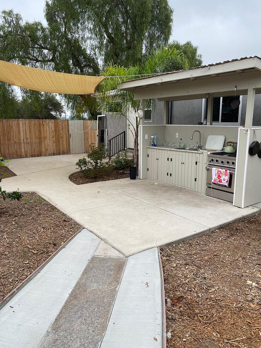 2301 Bonita St photo 4