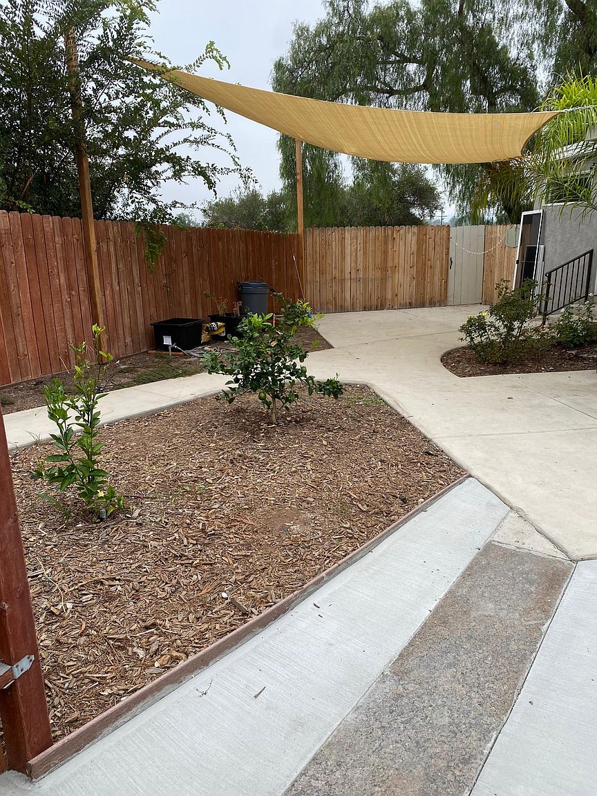 2301 Bonita St photo 3