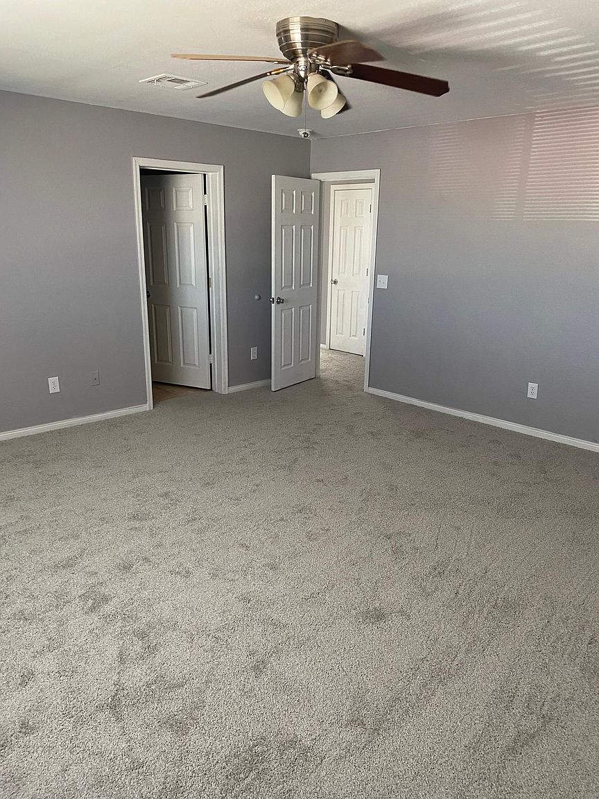 2446 E Encinas Ln photo 4