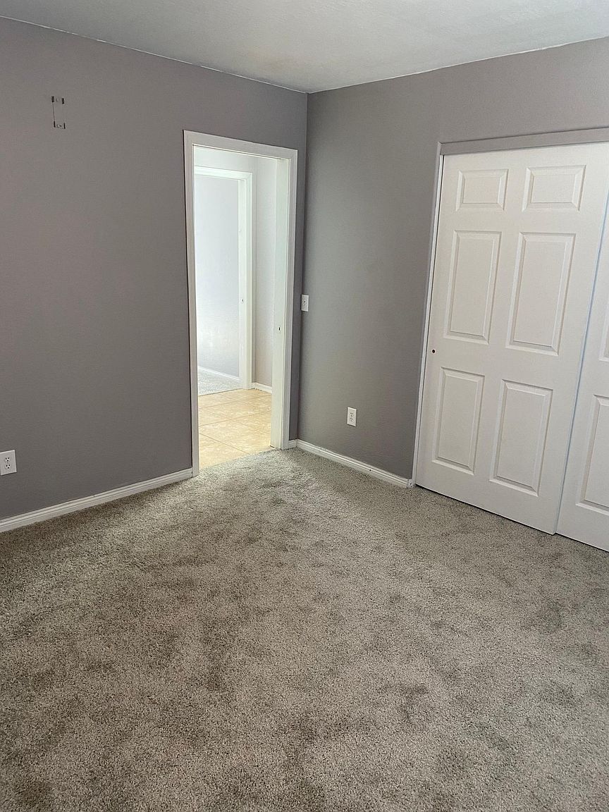 2446 E Encinas Ln photo 5