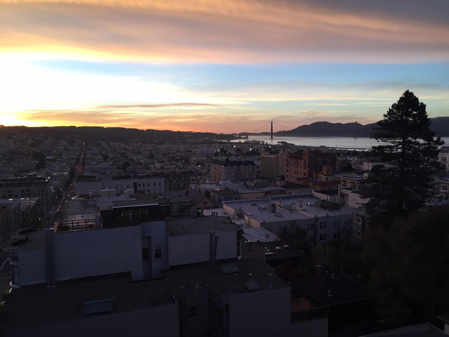 Apartments on Larkin St · San Francisco photo 3