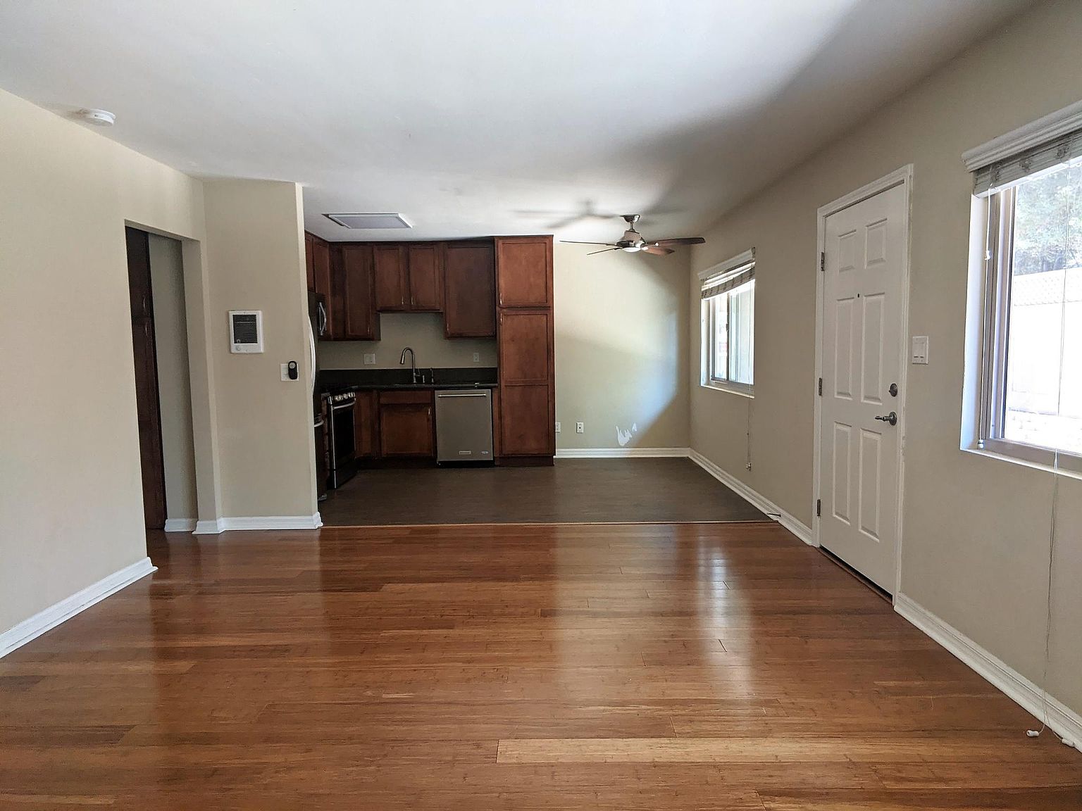 1650 Myrtle Ave photo 2
