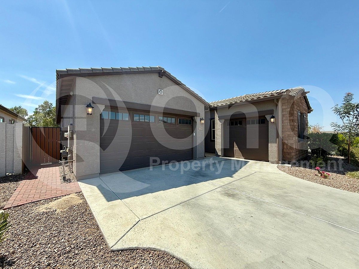 5550 S Arizona Pl photo 2