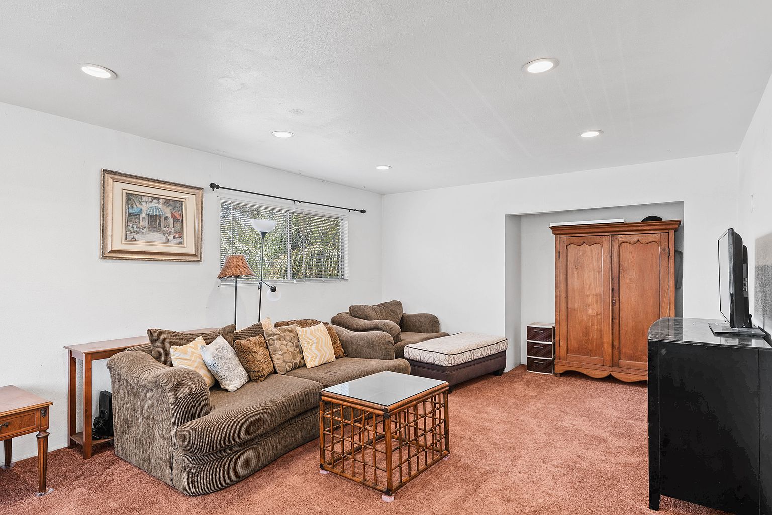 3964 Manzanita Dr photo 4