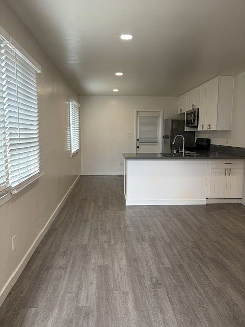 3876 41st St photo 2