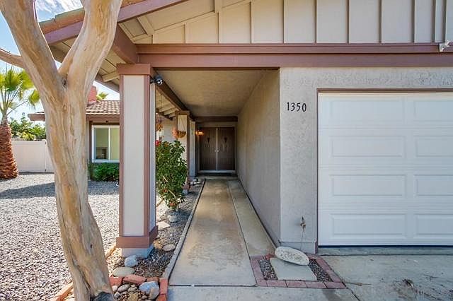 1350 Rock Hill Pl photo 2