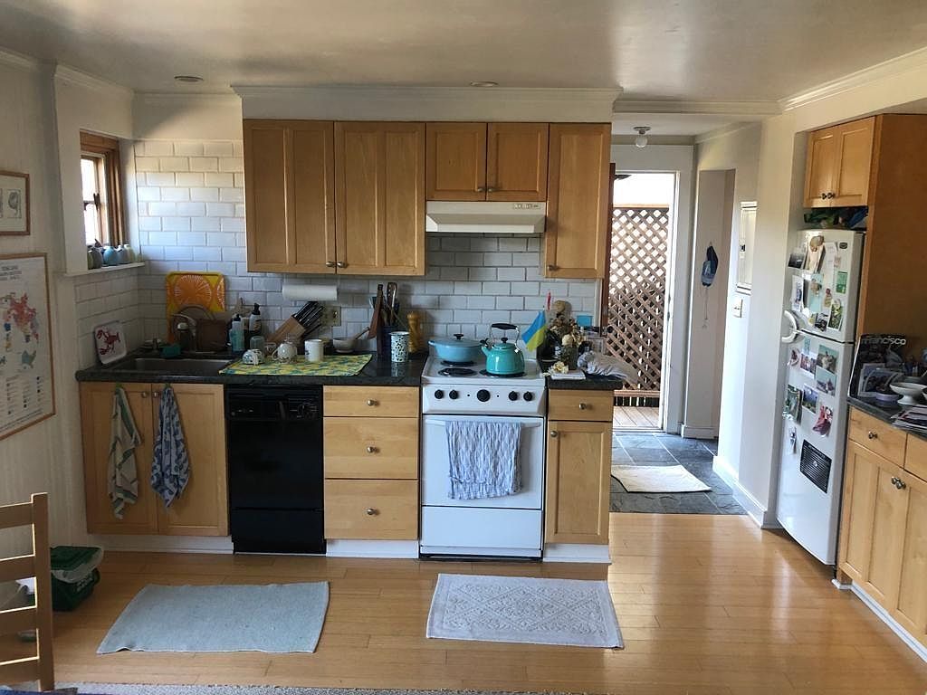 14B Bayview Ave photo 5
