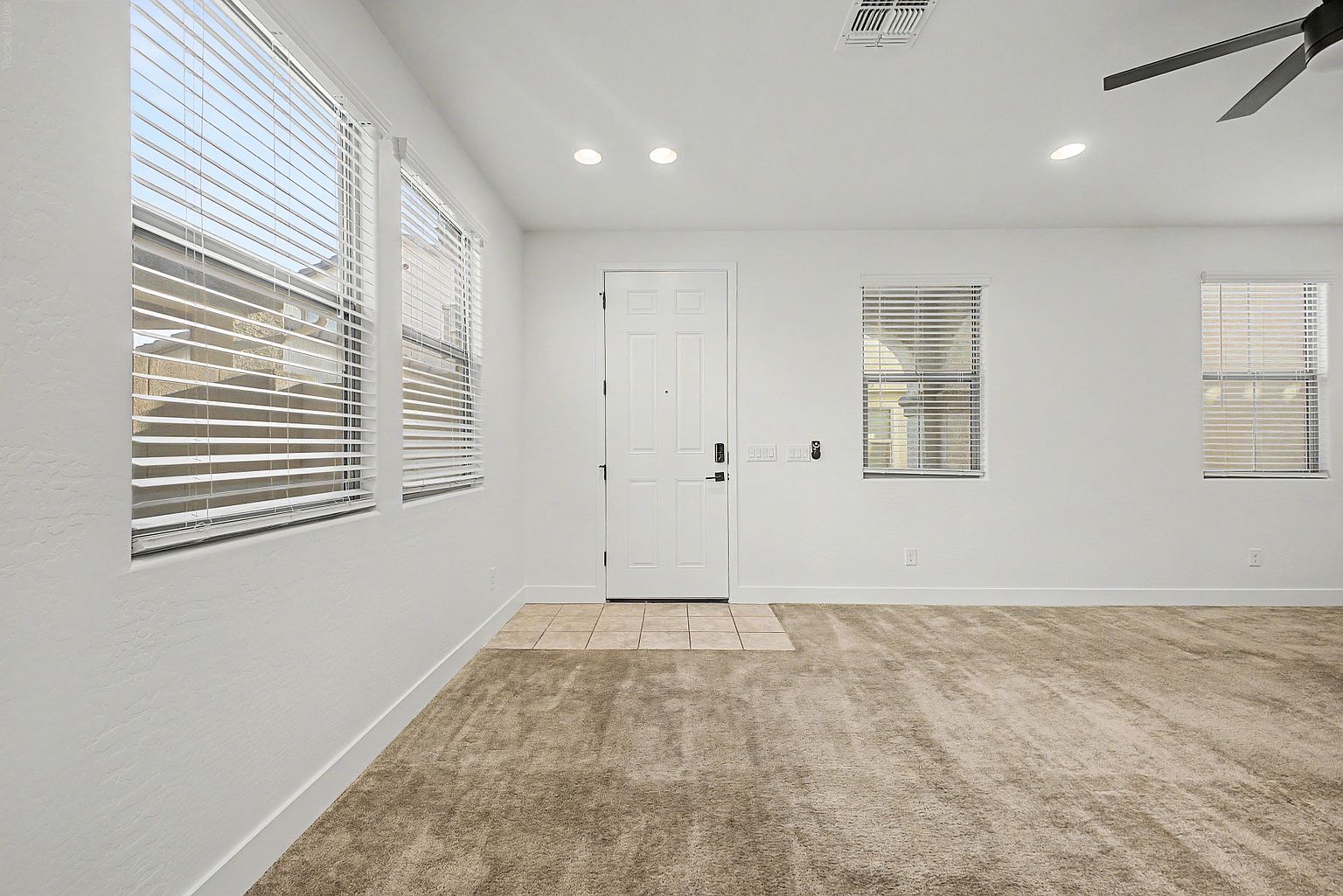 8327 E Impala Ave photo 5