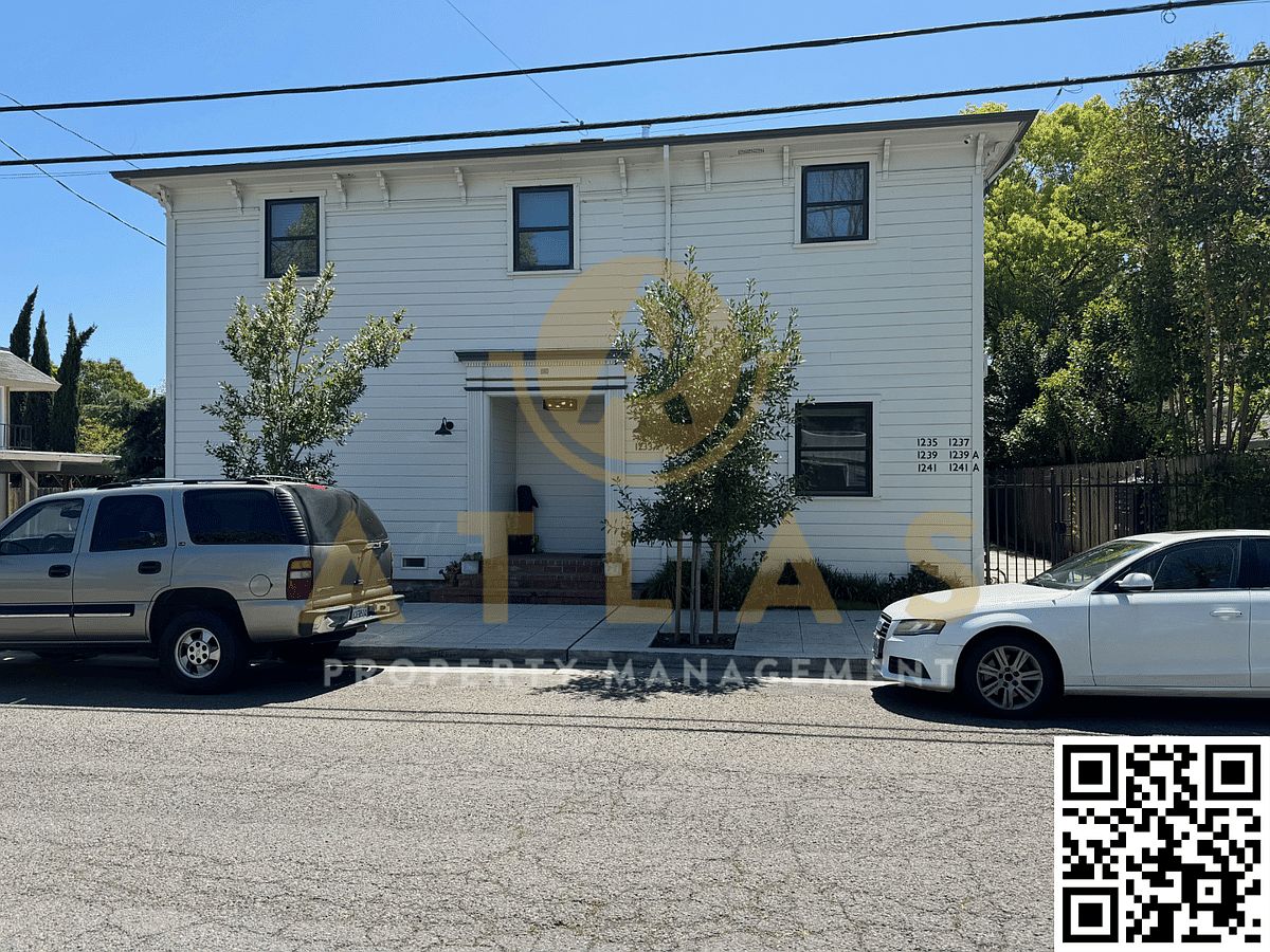 1237 Laurel St photo 3