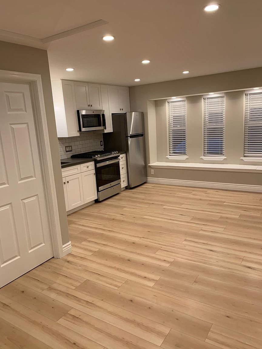 1018 Golden Gate Ave photo 5