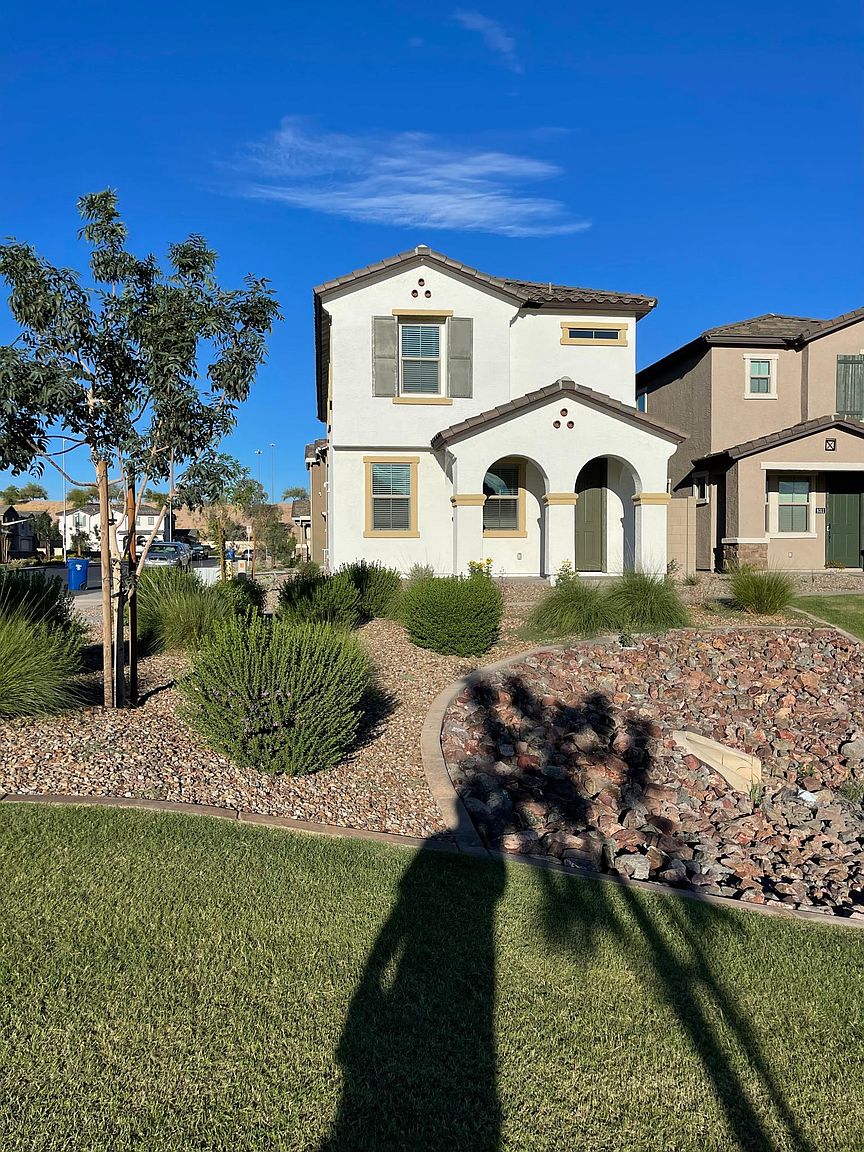 8309 E Impala Ave photo 2