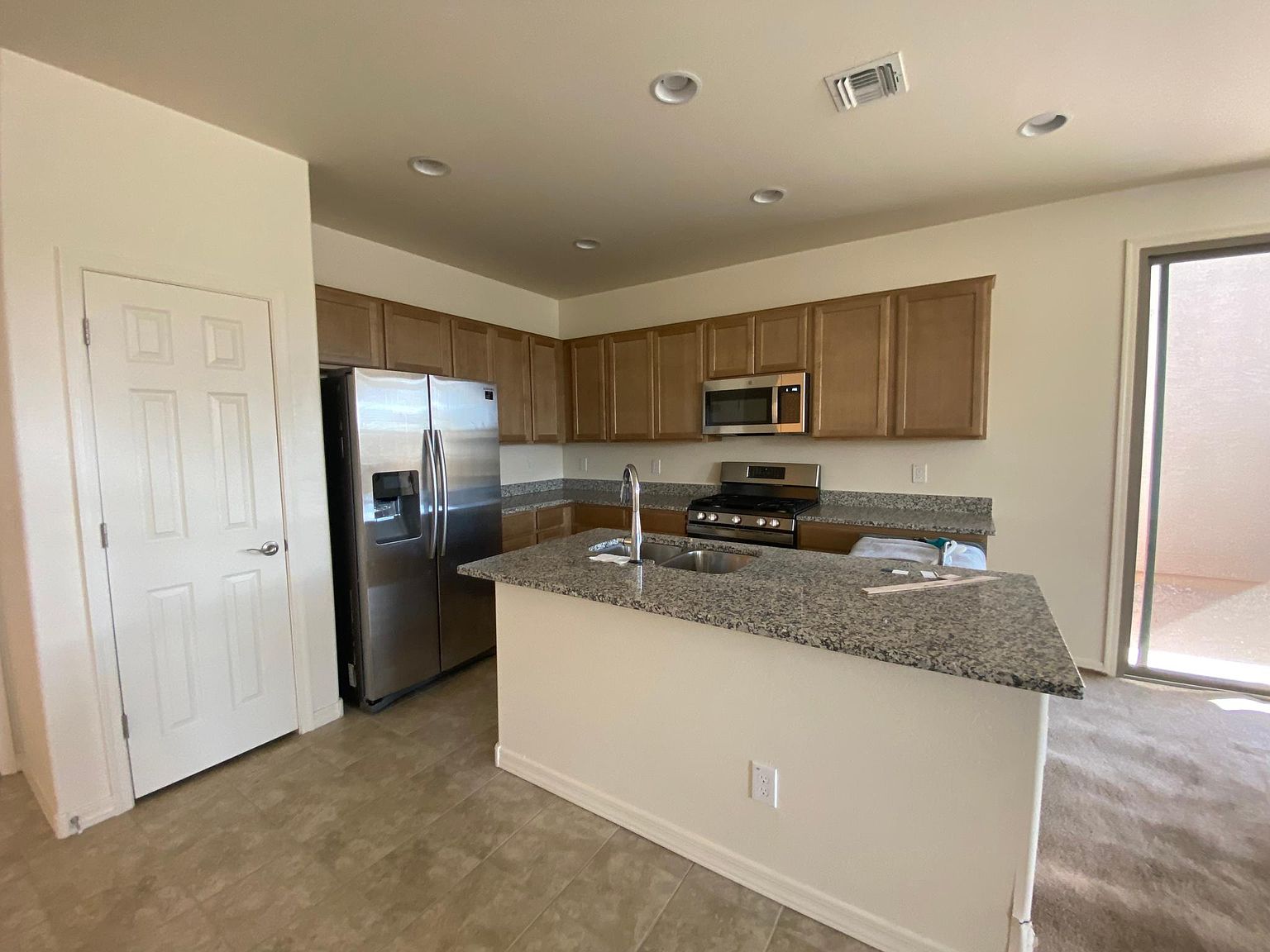 8309 E Impala Ave photo 5