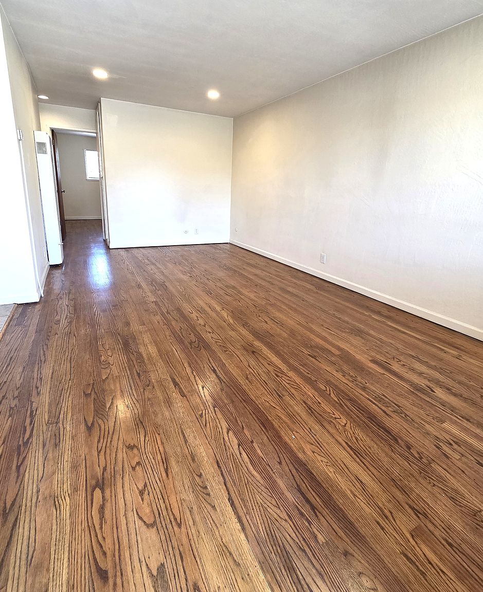 2BR/1BA Single Family House on Saint Charles St · Alameda photo 3
