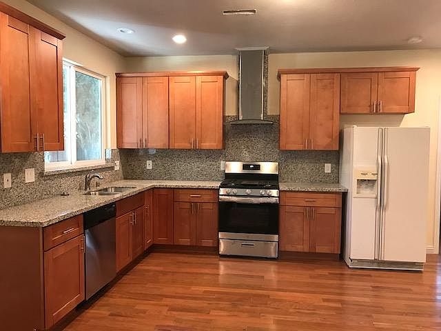 2458 Franciscan Ct photo 4