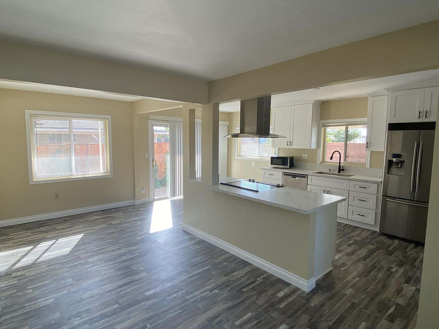 68 5th Ave photo 2