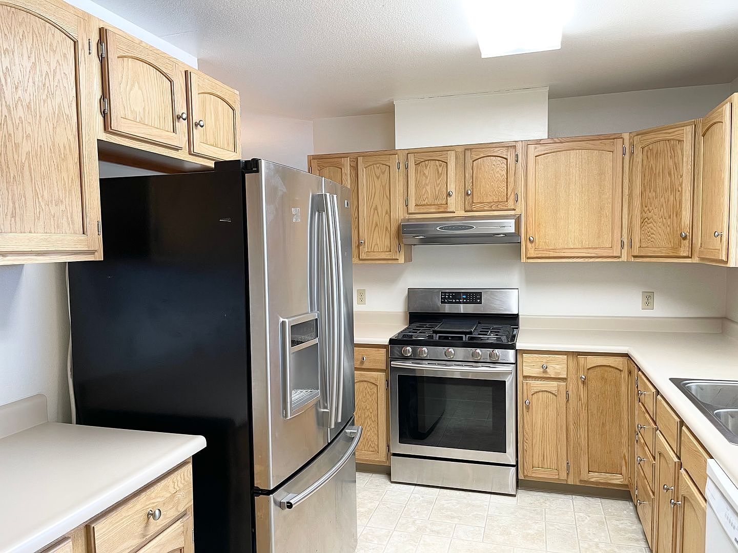 8713 Windsor Rd Windsor, CA 95492 photo 2