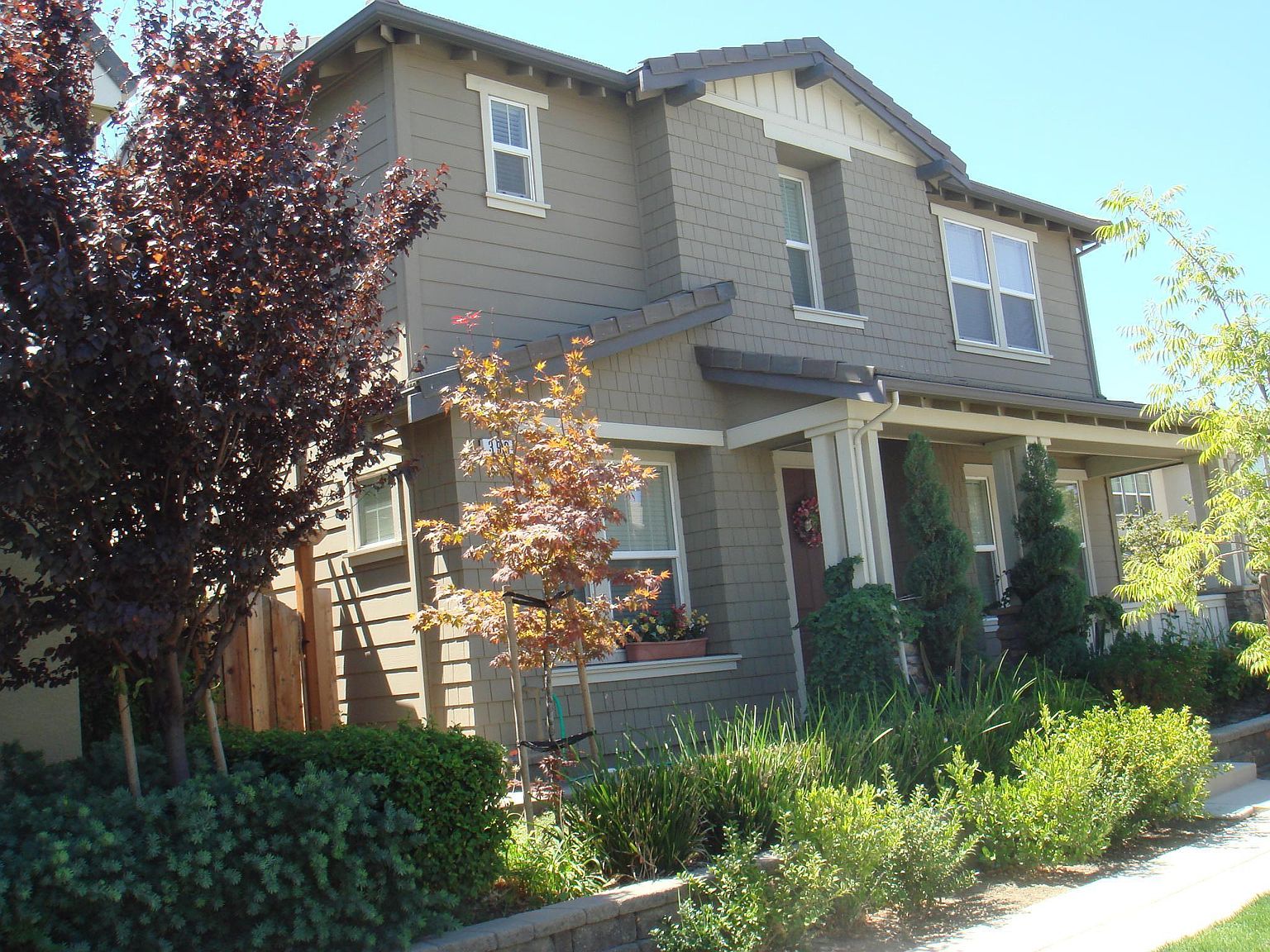 380 W Moraga St photo 2